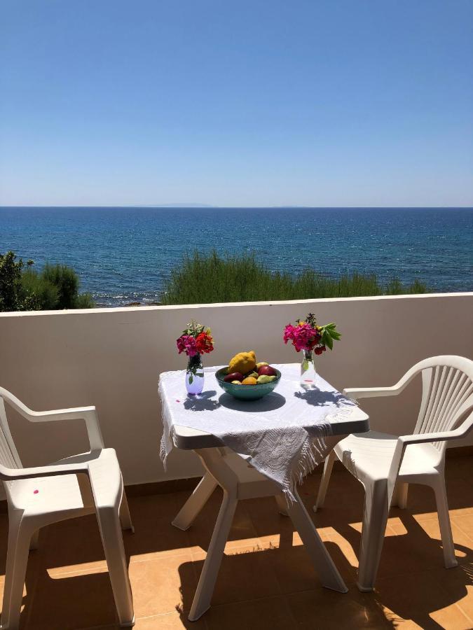Taverna Akrogiali Hotel Loutro