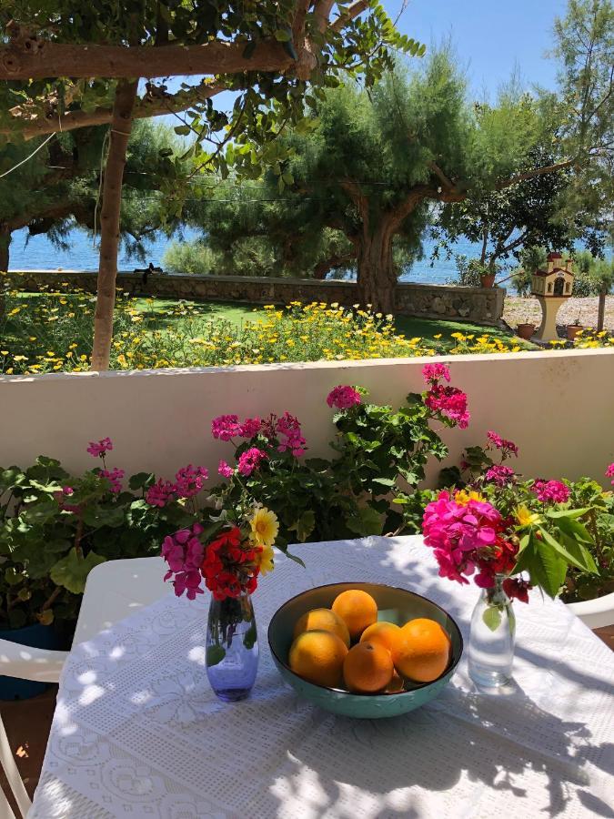 Taverna Akrogiali Hotel Loutro