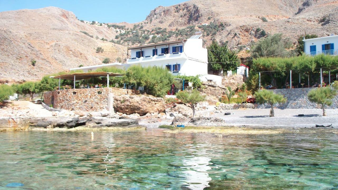 Hotel Taverna Akrogiali *